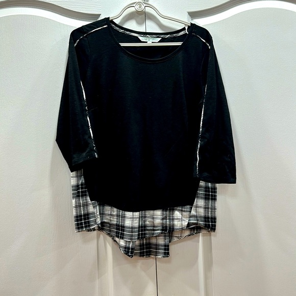 Top L Petite - Picture 1 of 5